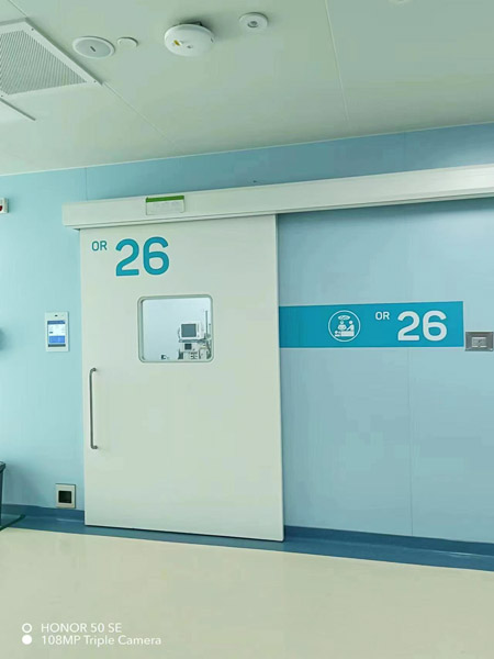 ���̰���